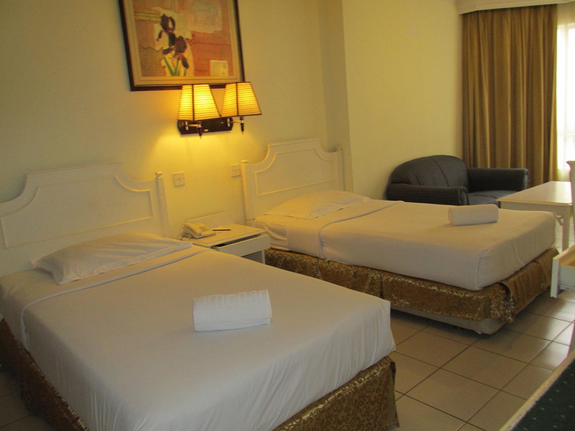 Promenade Service Apartment Kota Kinabalu Exterior foto